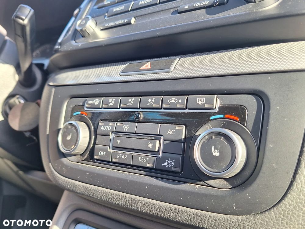 Volkswagen Sharan 2.0 TDI DPF BlueMotion Comfortline - 13