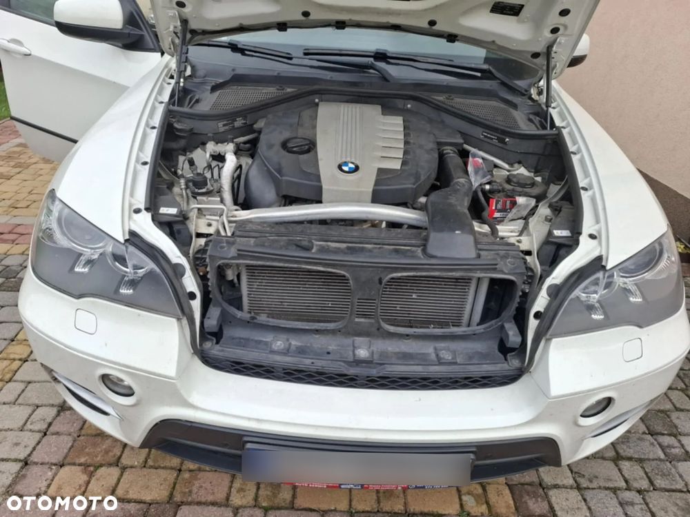 BMW X5 xDrive35d - 9