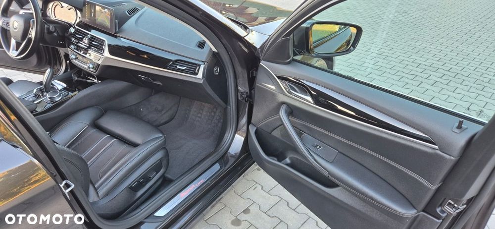 BMW Seria 5 520d Sport Line - 7