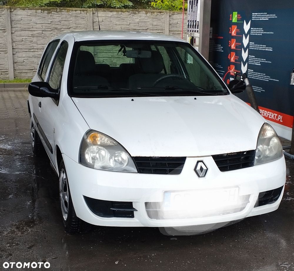 Renault Clio - 8