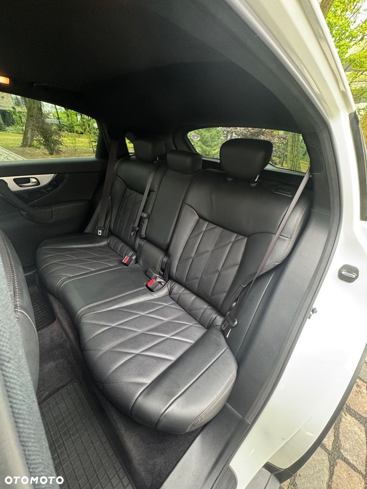Infiniti Q70 3.7 S Premium - 15