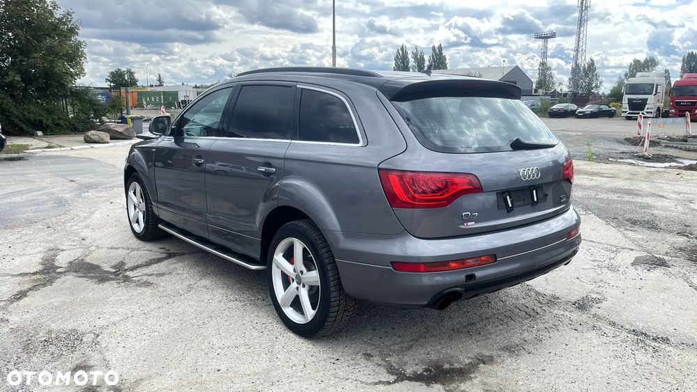 Audi Q7 - 5