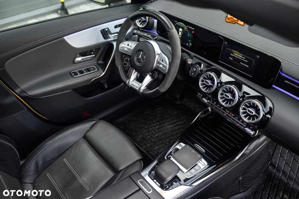 Mercedes-Benz CLA - 19