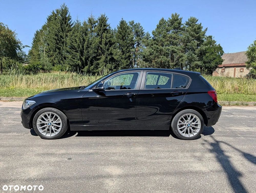 BMW Seria 1 114i Sport Line - 3