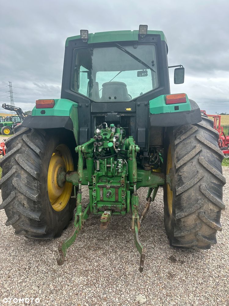 John Deere 6810 - 8