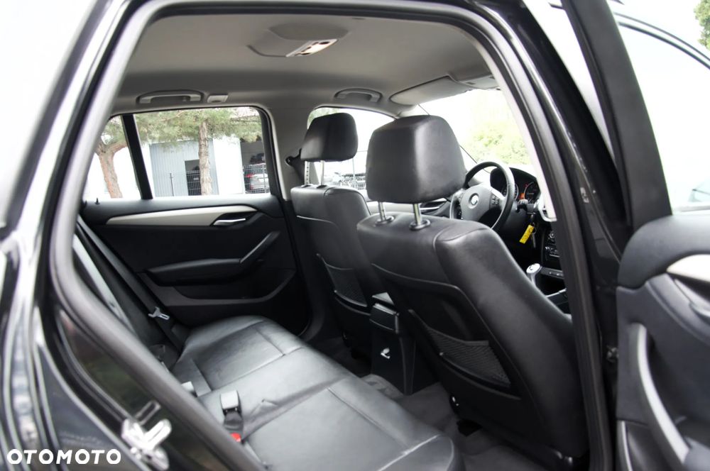 BMW X1 sDrive18d xLine - 6