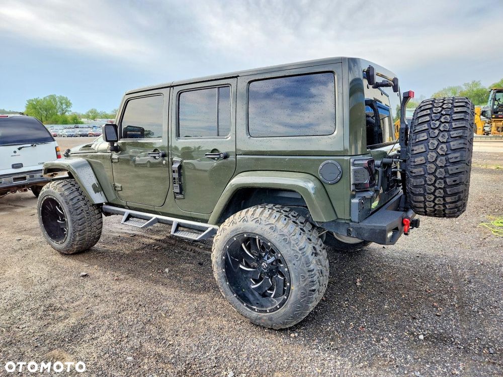 Jeep Wrangler 3.6 Unlim Rubicon - 3
