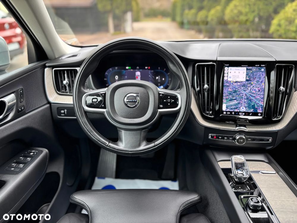 Volvo XC 60 B5 D AWD Geartronic Inscription - 24