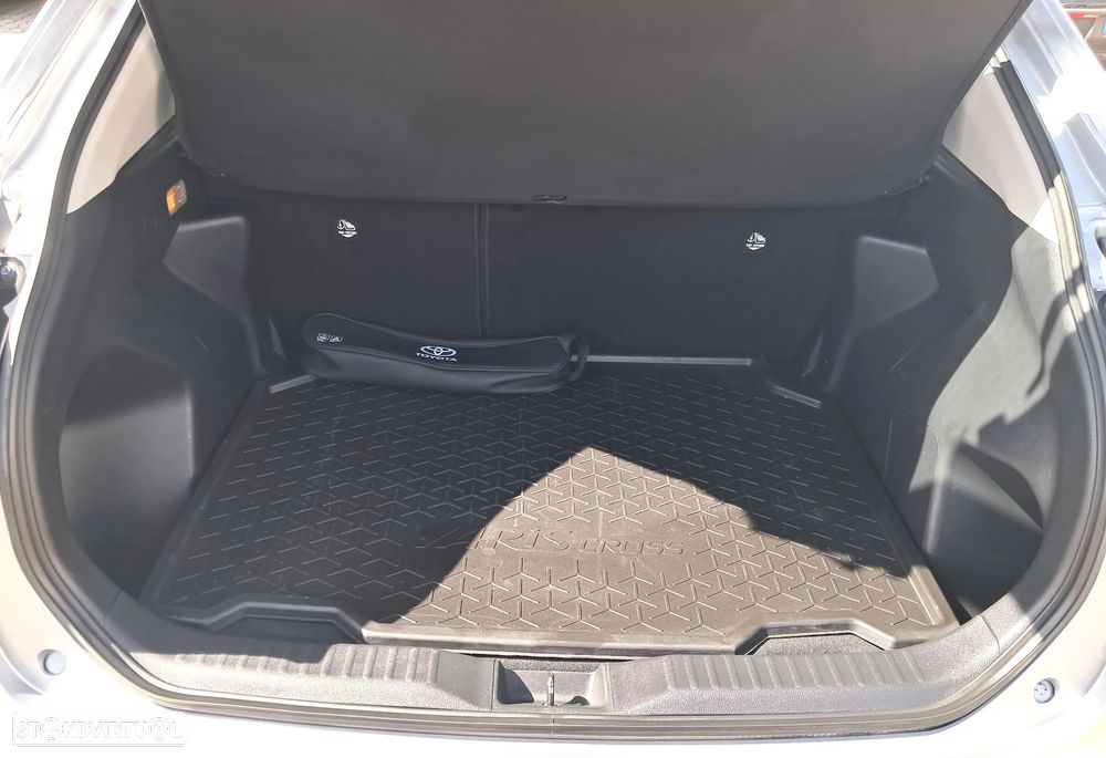 Toyota Yaris Cross 1.5 HDF Comfort Plus - 12