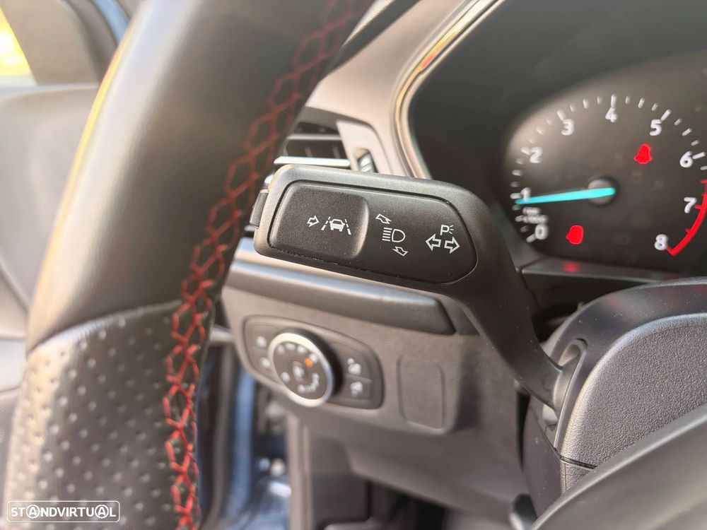 Ford Focus 1.0 EcoBoost MHEV ST-Line Aut. - 27