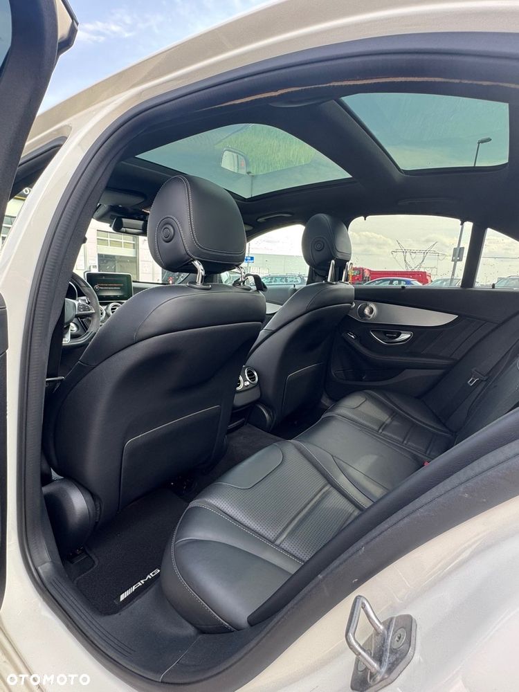 Mercedes-Benz Klasa C AMG 63 S AMG Speedshift 7G-MCT - 13