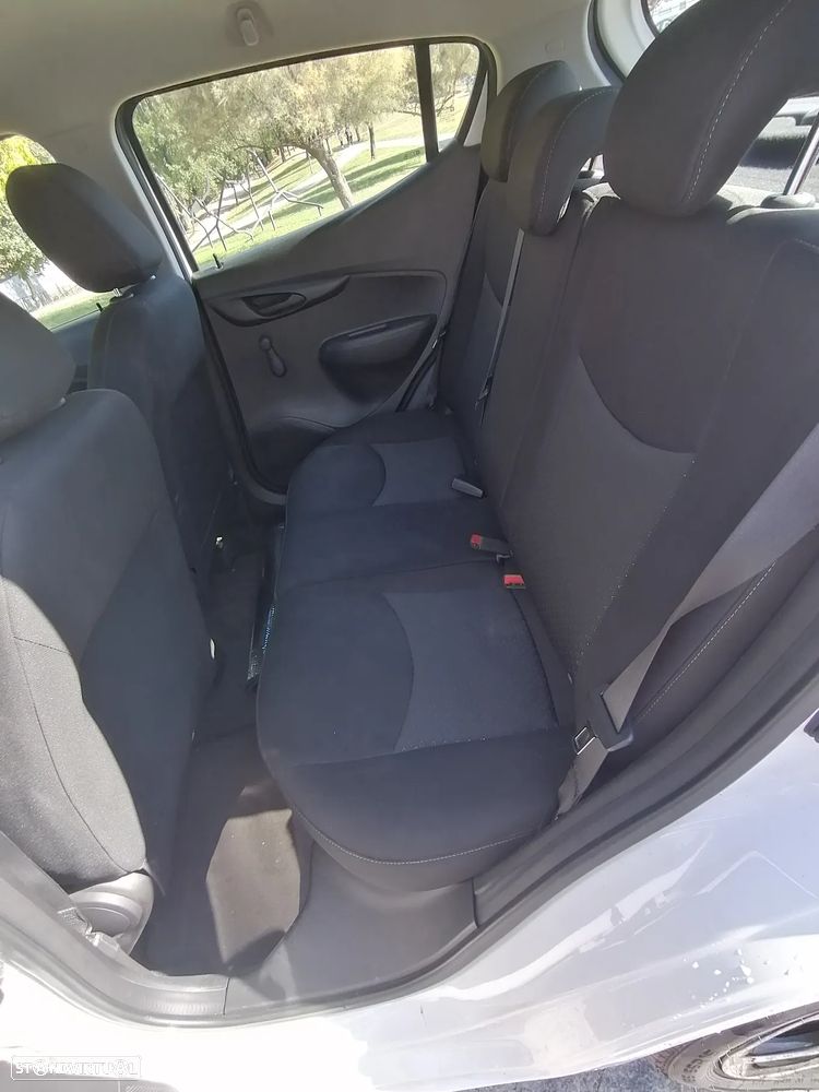 Opel Karl 1.0 - 8