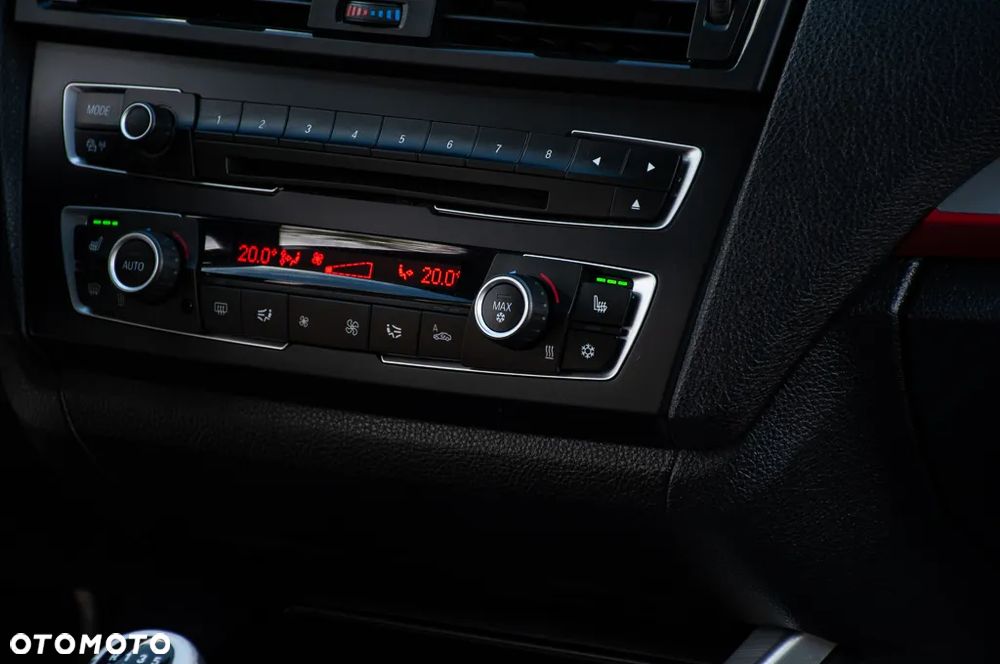 BMW Seria 1 118d Sport Line - 21