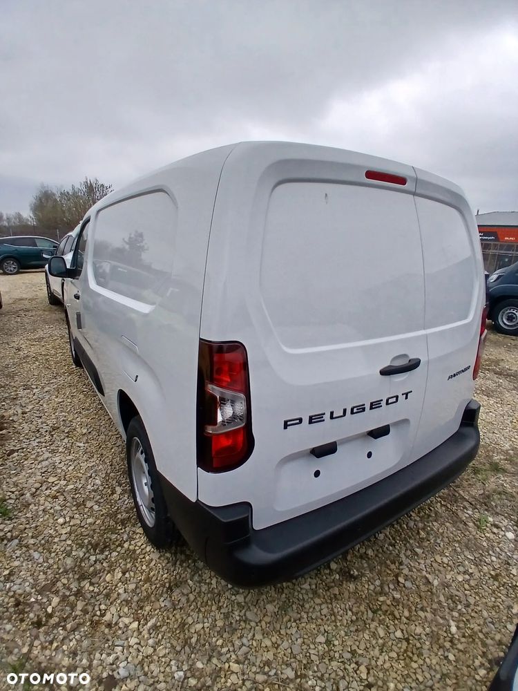 Peugeot Partner - 8