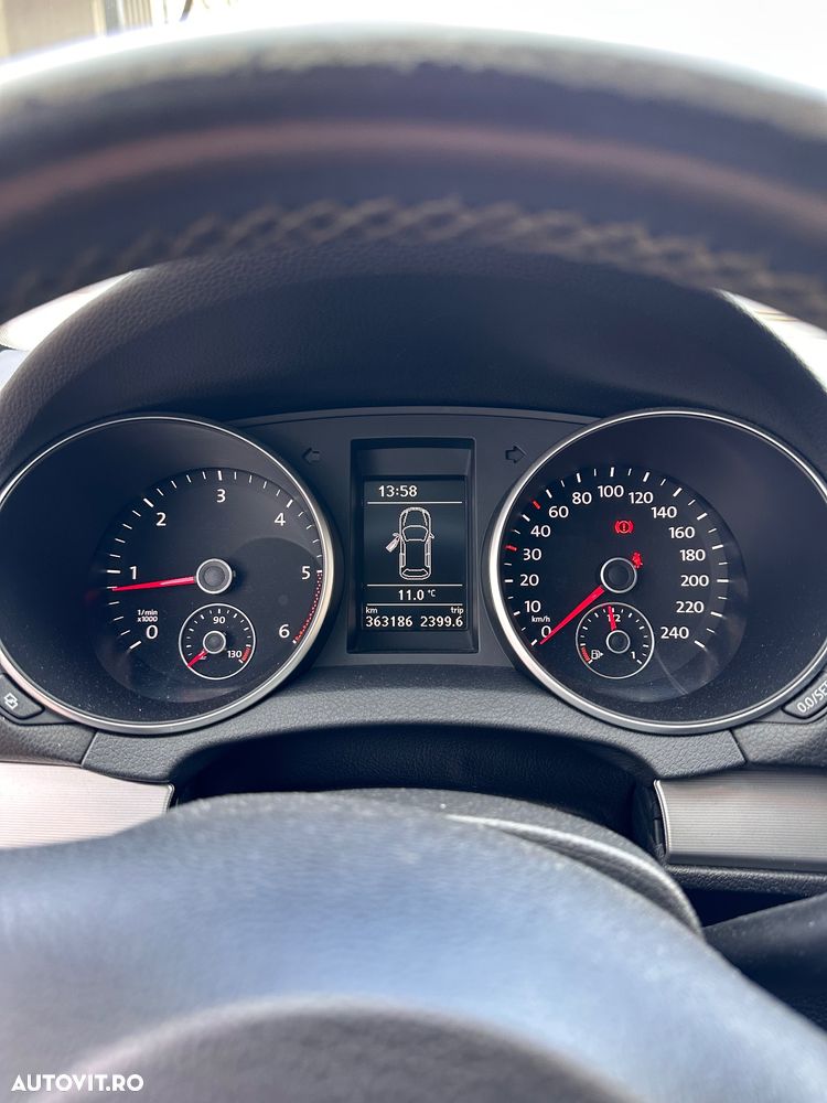 Volkswagen Golf 1.6 TDI DPF Team - 11