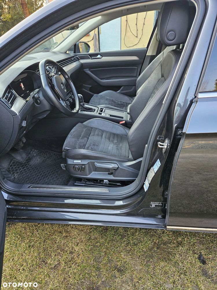 Volkswagen Passat 2.0 TDI 4Mot Elegance DSG - 10