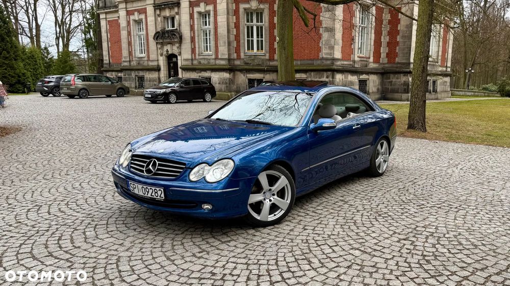Mercedes-Benz CLK - 9