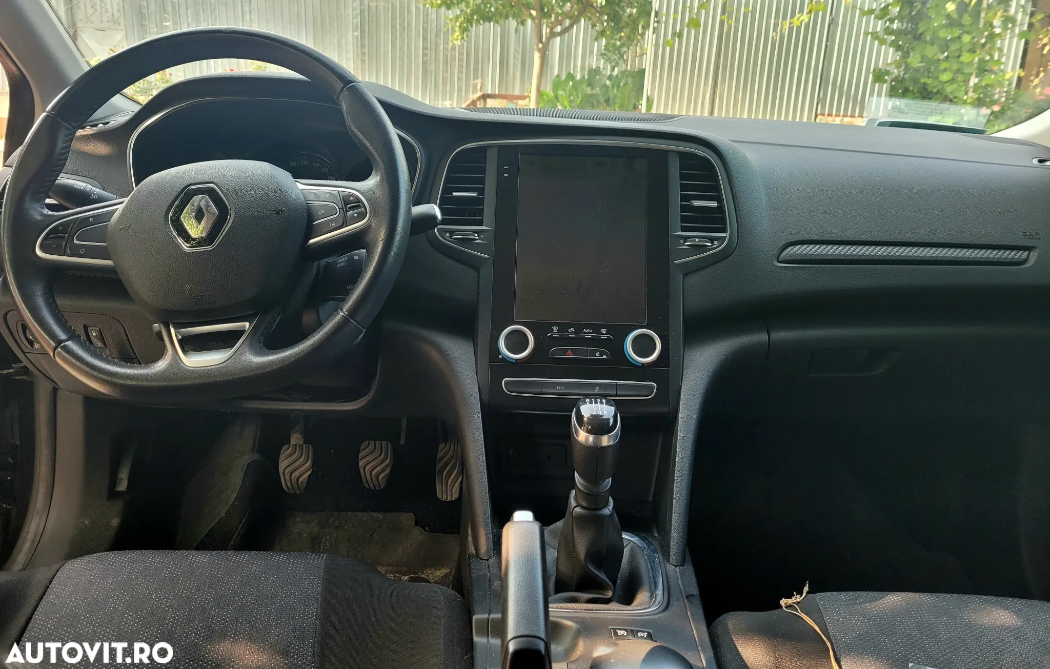 Renault Megane TCe GPF Zen - 6