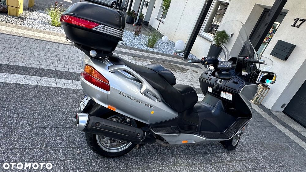 Suzuki Burgman - 8