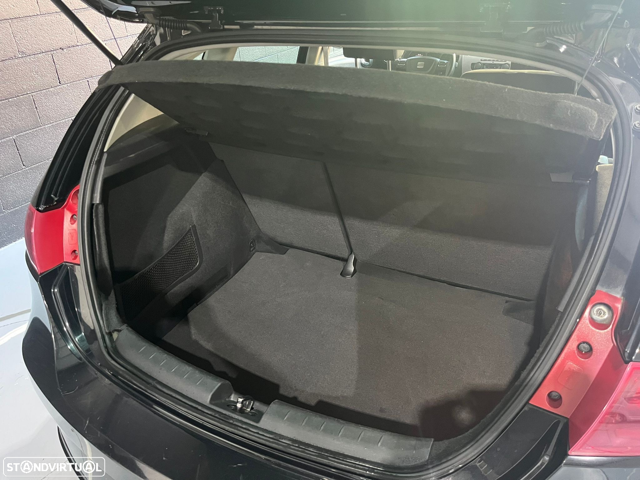 SEAT Leon 1.6 TDI Ecomotive Copa Plus - 26