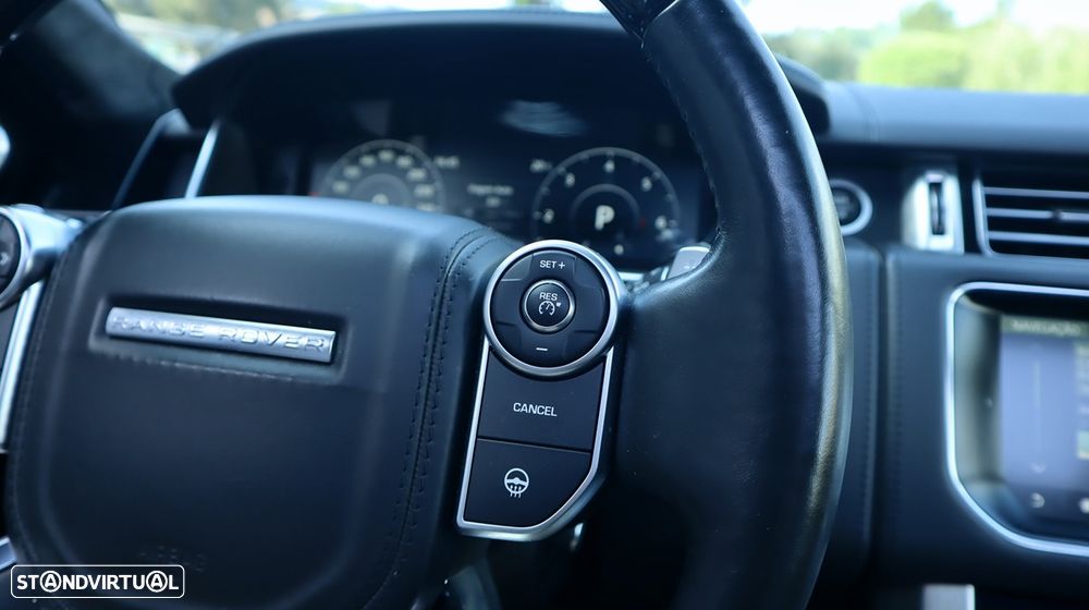 Land Rover Range Rover 4.4 SDV8 Autobiography - 39