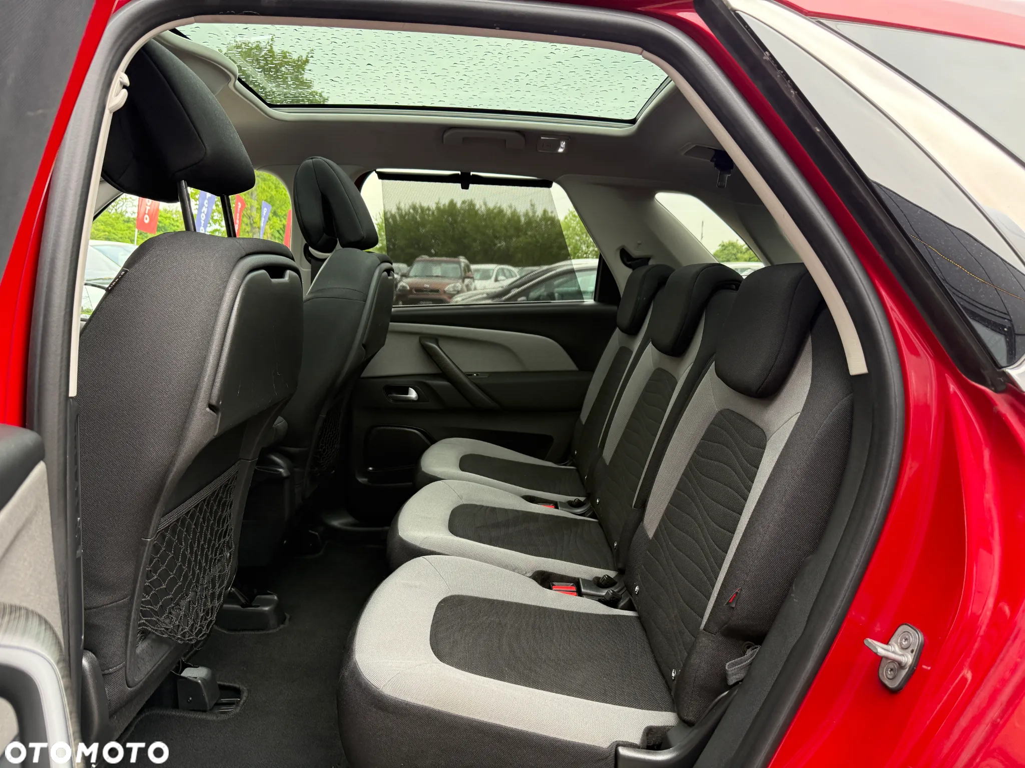 Citroën C4 Picasso e-HDi 115 ETG6 Exclusive - 28