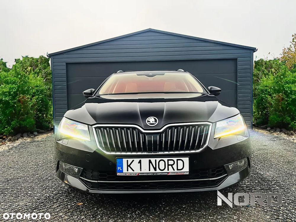 Skoda Superb 2.0 TSI 4x4 DSG L&K - 4