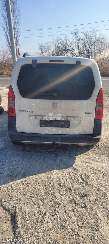Dezmembrez peugeot partner tepee,1.6l 109cp - 3