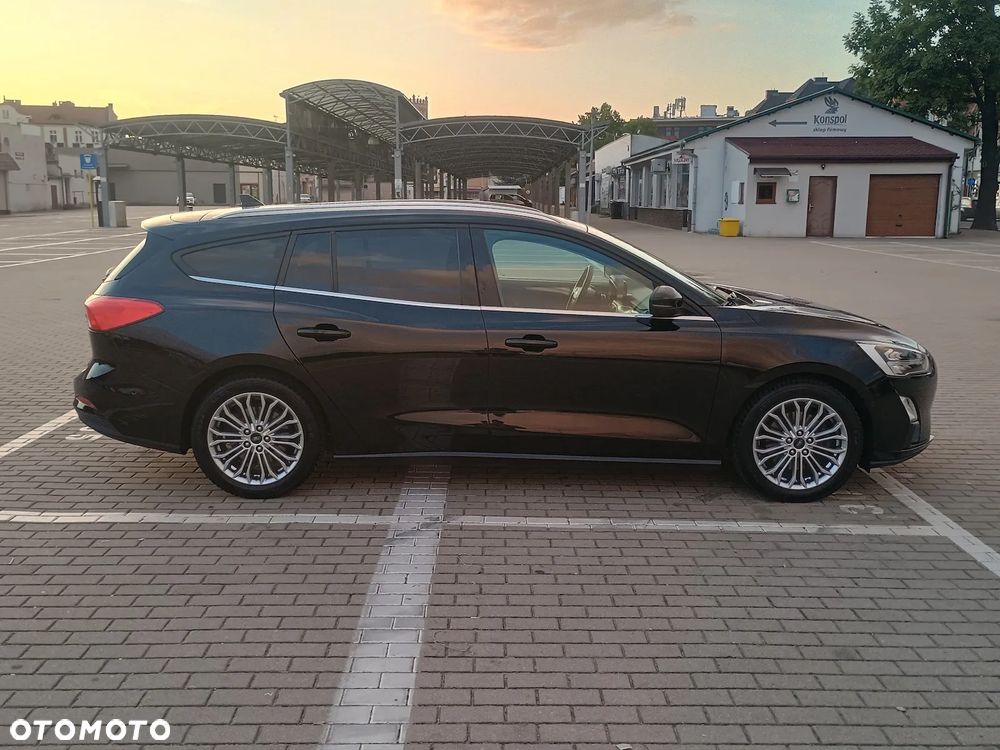 Ford Focus 1.0 EcoBoost Titanium Business - 6