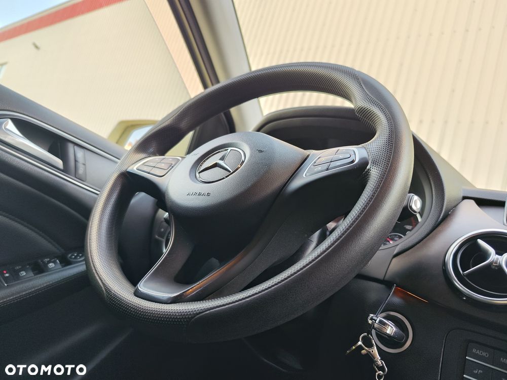 Mercedes-Benz Klasa B 180 (CDI) d 7G-DCT Style - 30