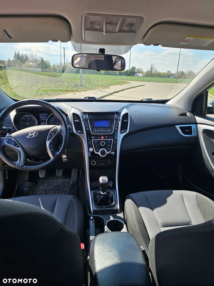 Hyundai i30 1.6 CRDI Trend - 16