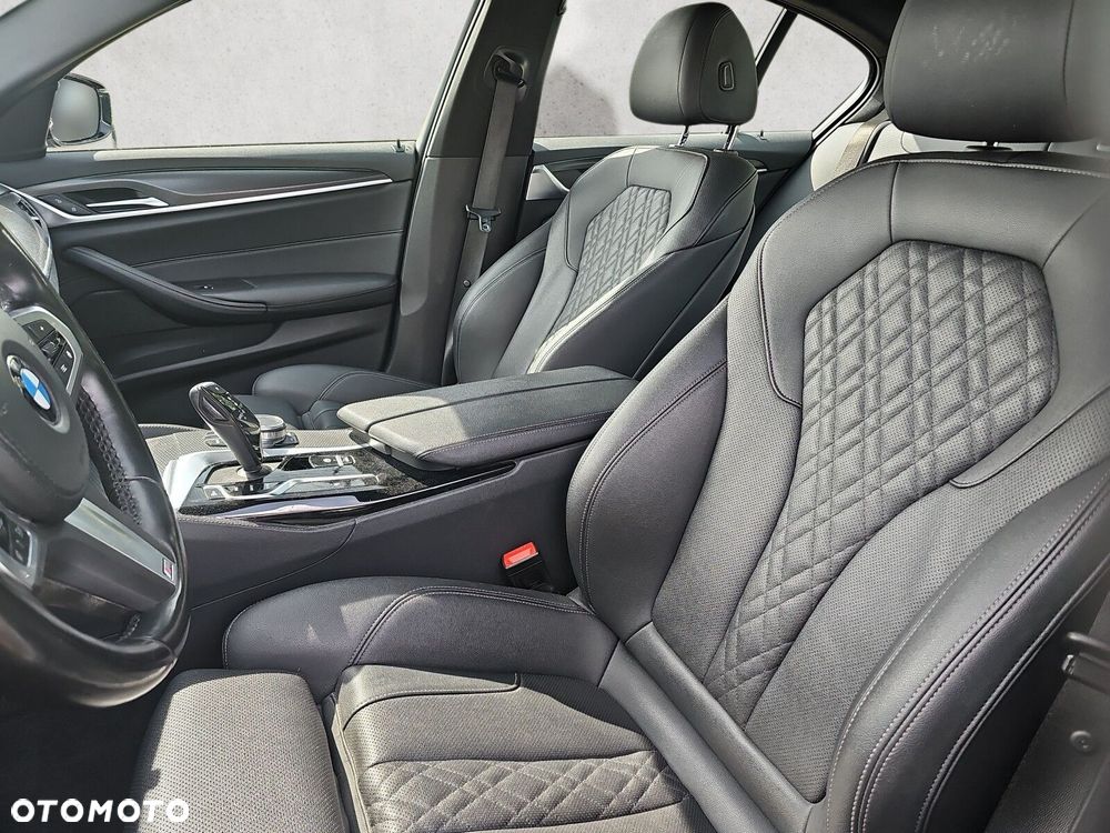 BMW Seria 5 - 12
