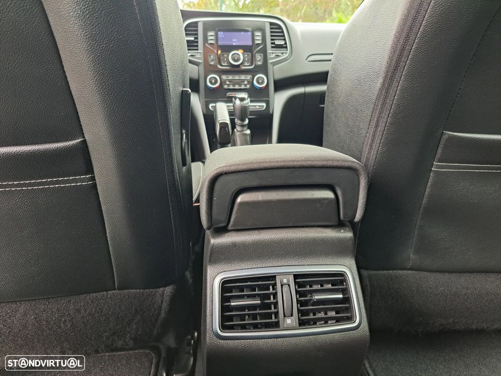 Renault Mégane TCe 140 GPF LIMITED - 28