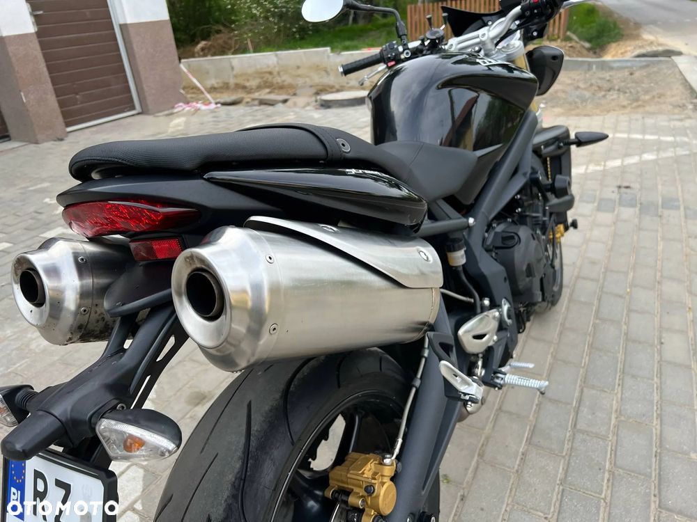 Triumph Street Triple - 2