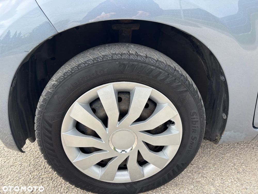 Daihatsu Sirion 1.3 - 30