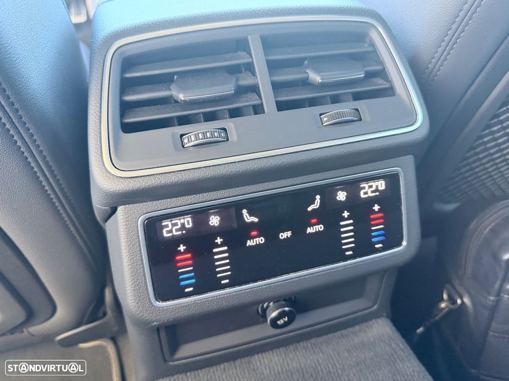 Audi A6 55 TFSI e quattro S tronic S line - 29