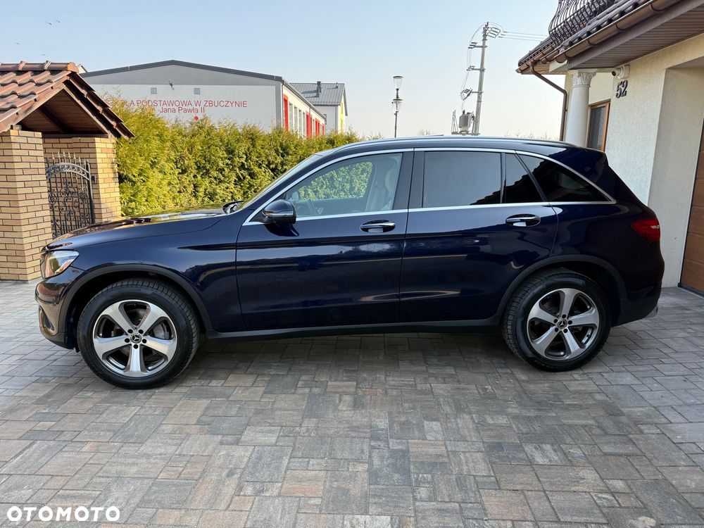 Mercedes-Benz GLC 300 4Matic 9G-TRONIC Exclusive - 22