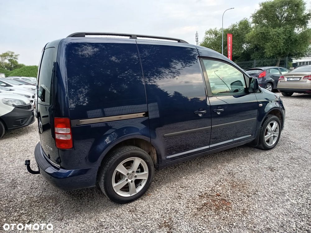 Volkswagen CADDY - 11