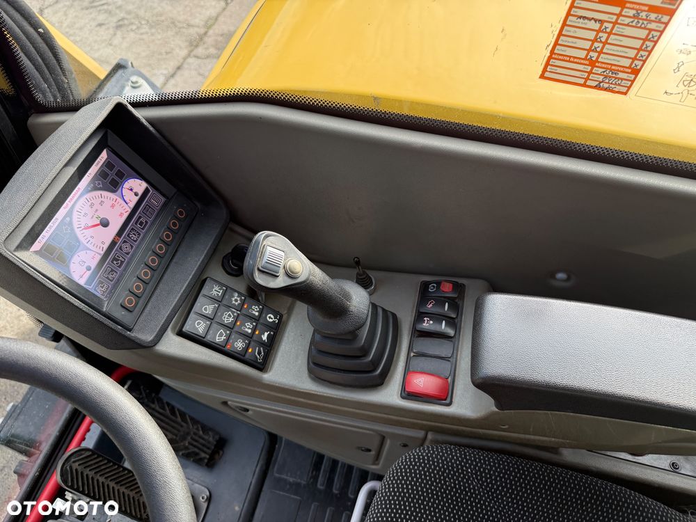 Yanmar Koparka kołowa B95W - 32