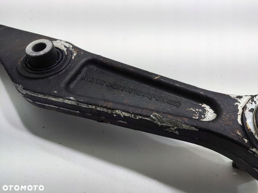 WAHACZ DOLNY LEWY PRZÓD BYD SEAL 2024-2025 TA70-2904010AA - 5
