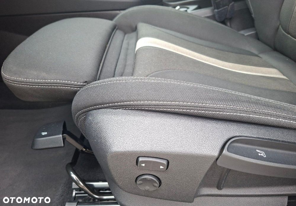 BMW Seria 2 - 23