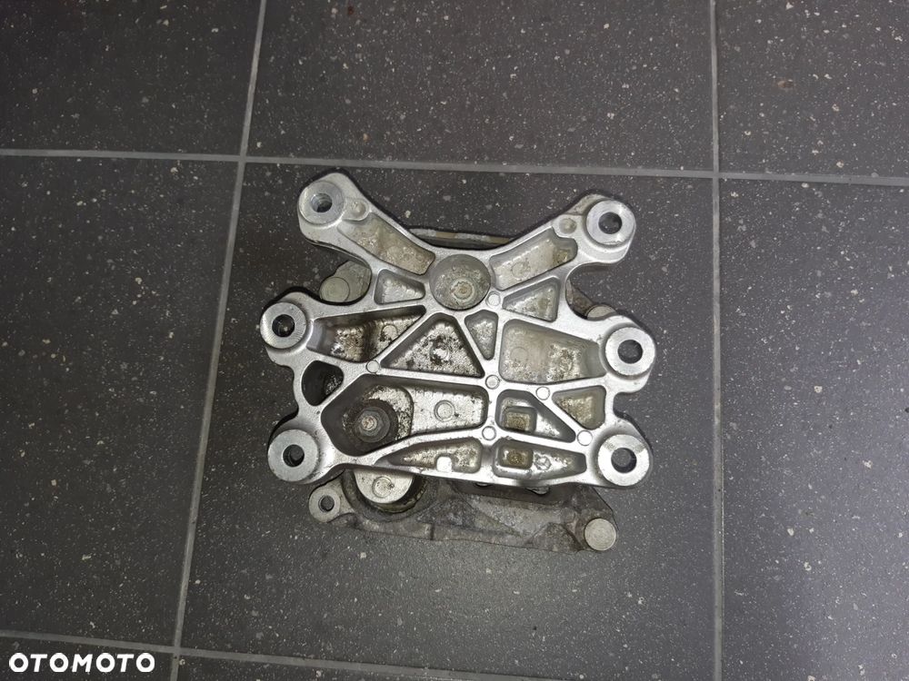 ŁAPA uchwyt WSPORNIK SKRZYNI biegów audi A6 OE 4g0399153t - 2