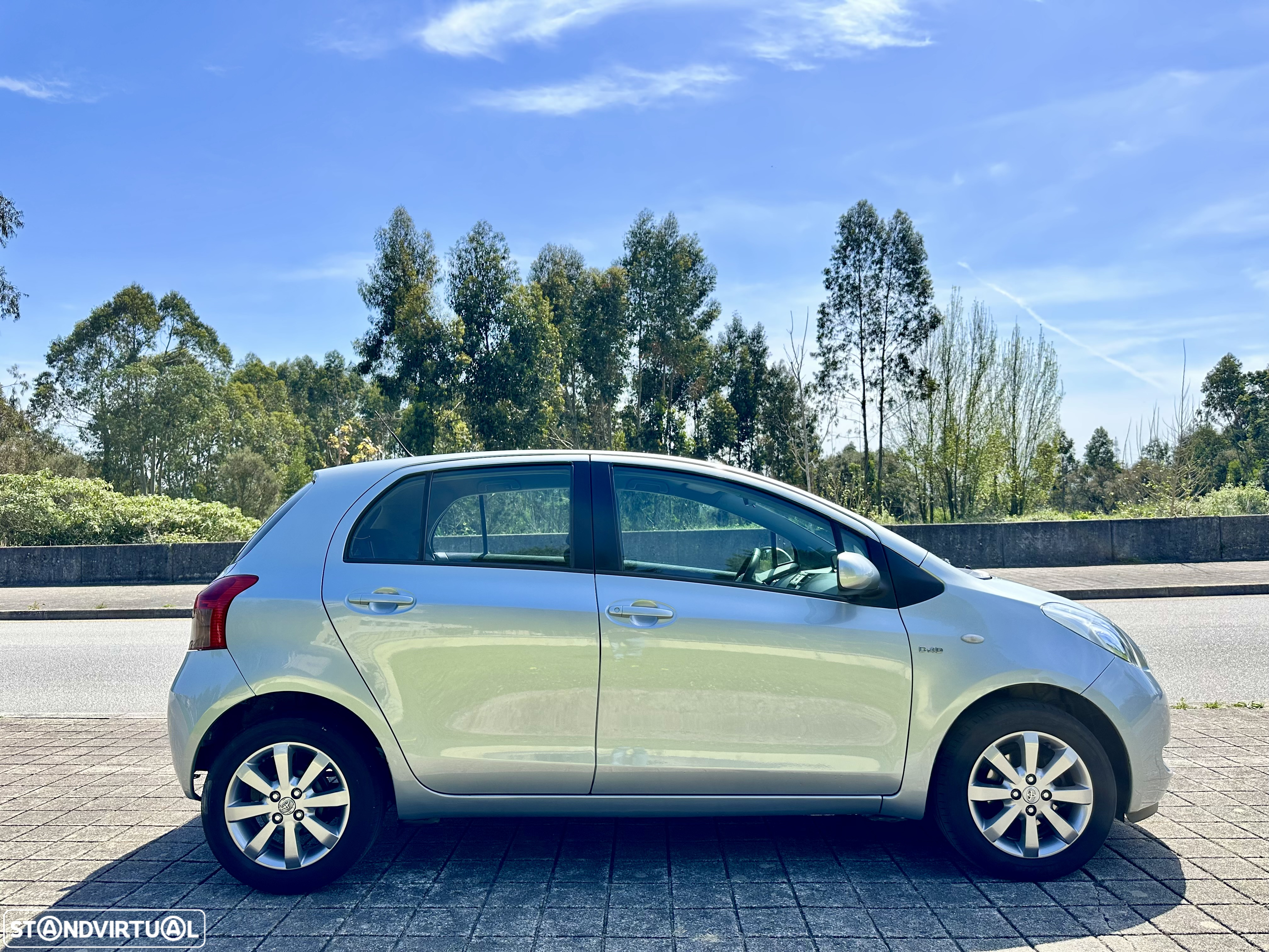 Toyota Yaris 1.4 D-4D Rock In Rio - 8