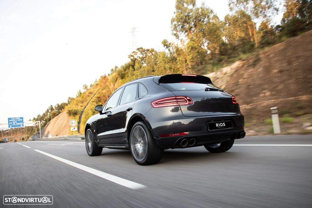 Porsche Macan GTS PDK - 36