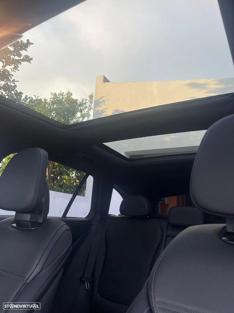 Mercedes-Benz C 300 e AMG Line - 12