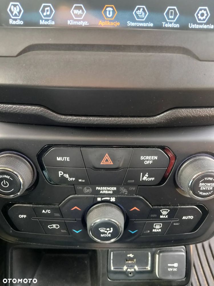Jeep Renegade - 31