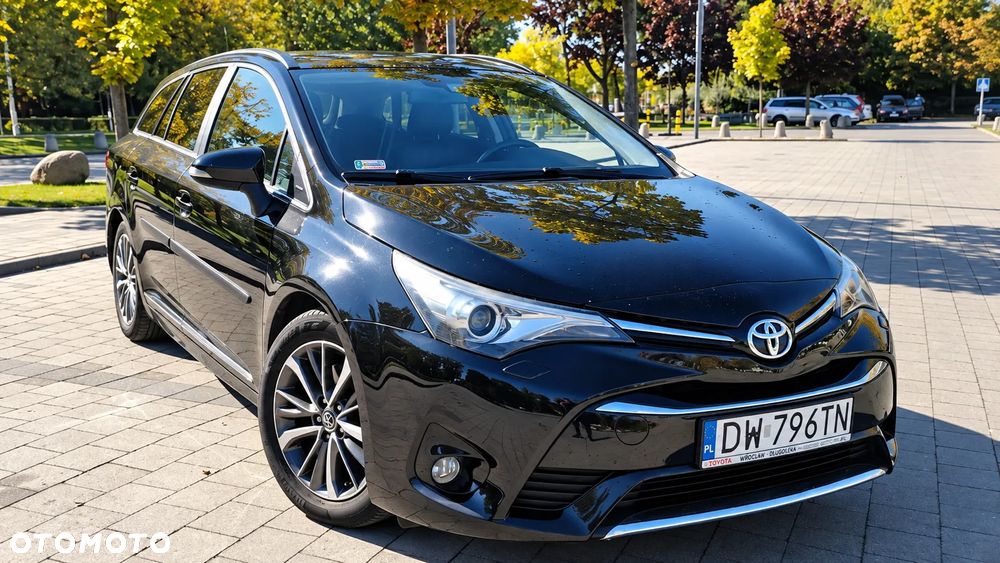 Toyota Avensis 2.0 D-4D Prestige - 1