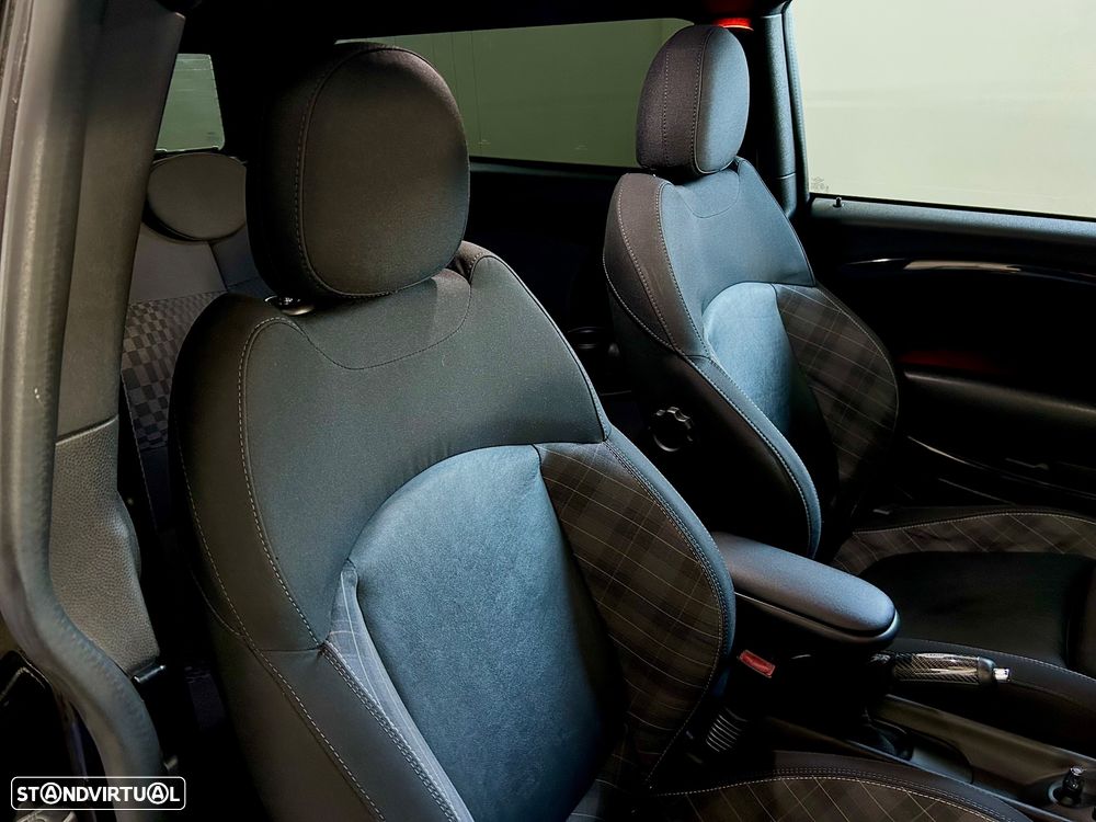 MINI Clubman John Cooper Works - 16