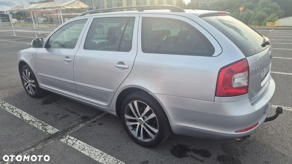 Skoda Octavia 1.6 TDI 4x4 Ambition - 10