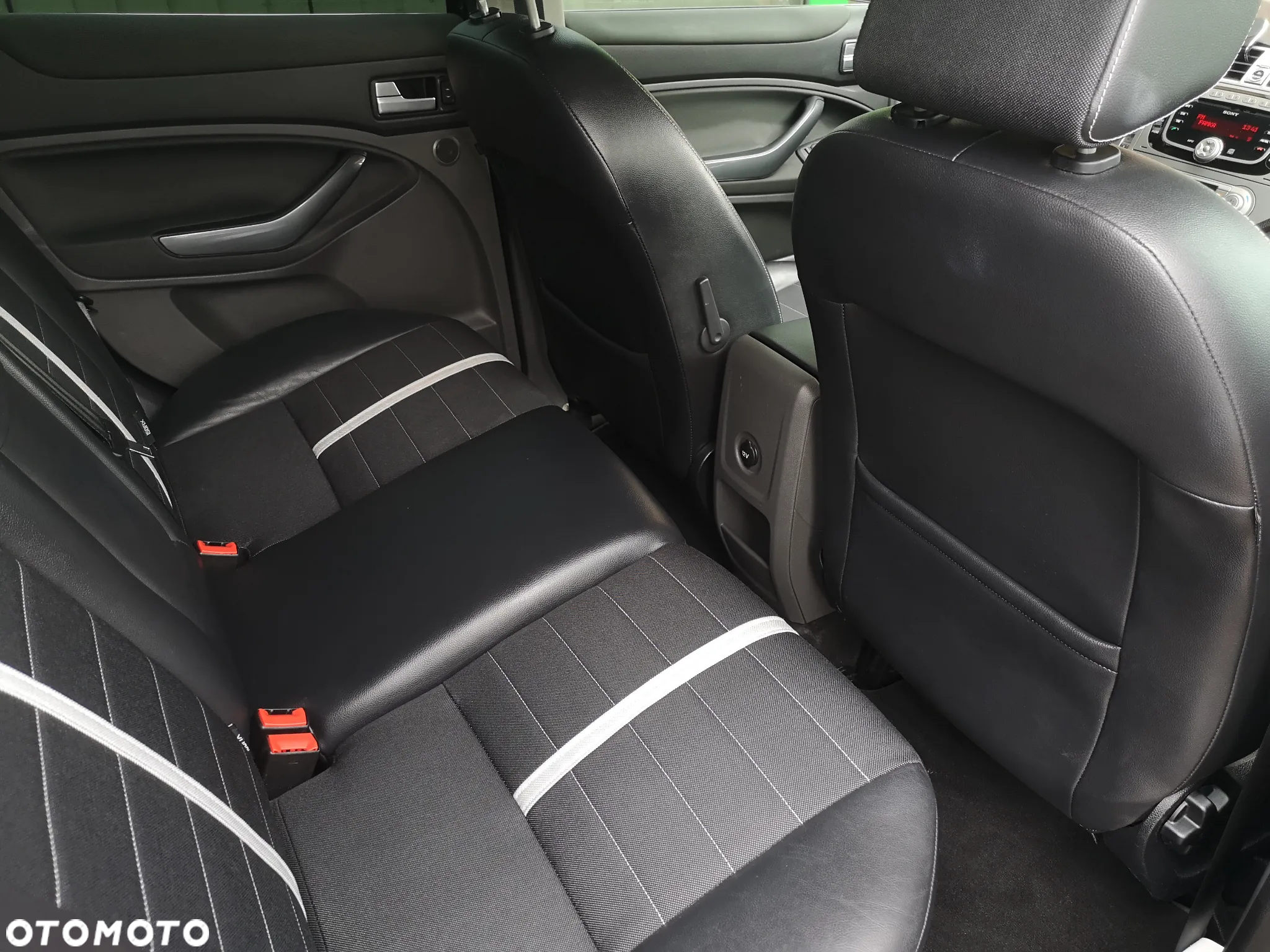 Ford Kuga 2.0 TDCi 4WD Titanium - 23